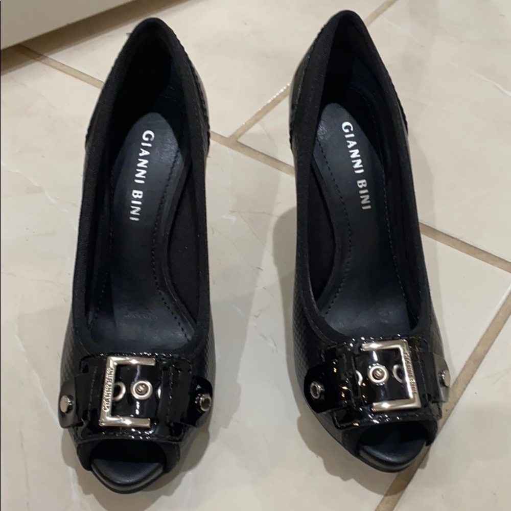 Gianni Bini Heels 👠